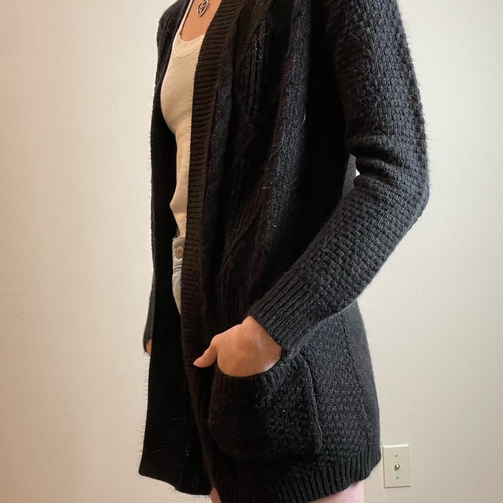 Cardigan - Picture 2 of 4